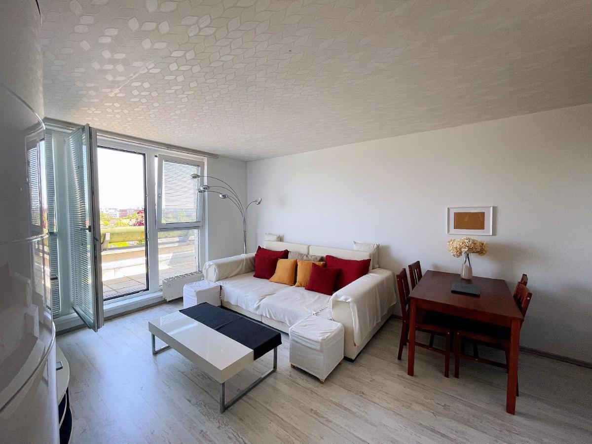 וינה Schone Wohnung Mit Dachterrasse מראה חיצוני תמונה